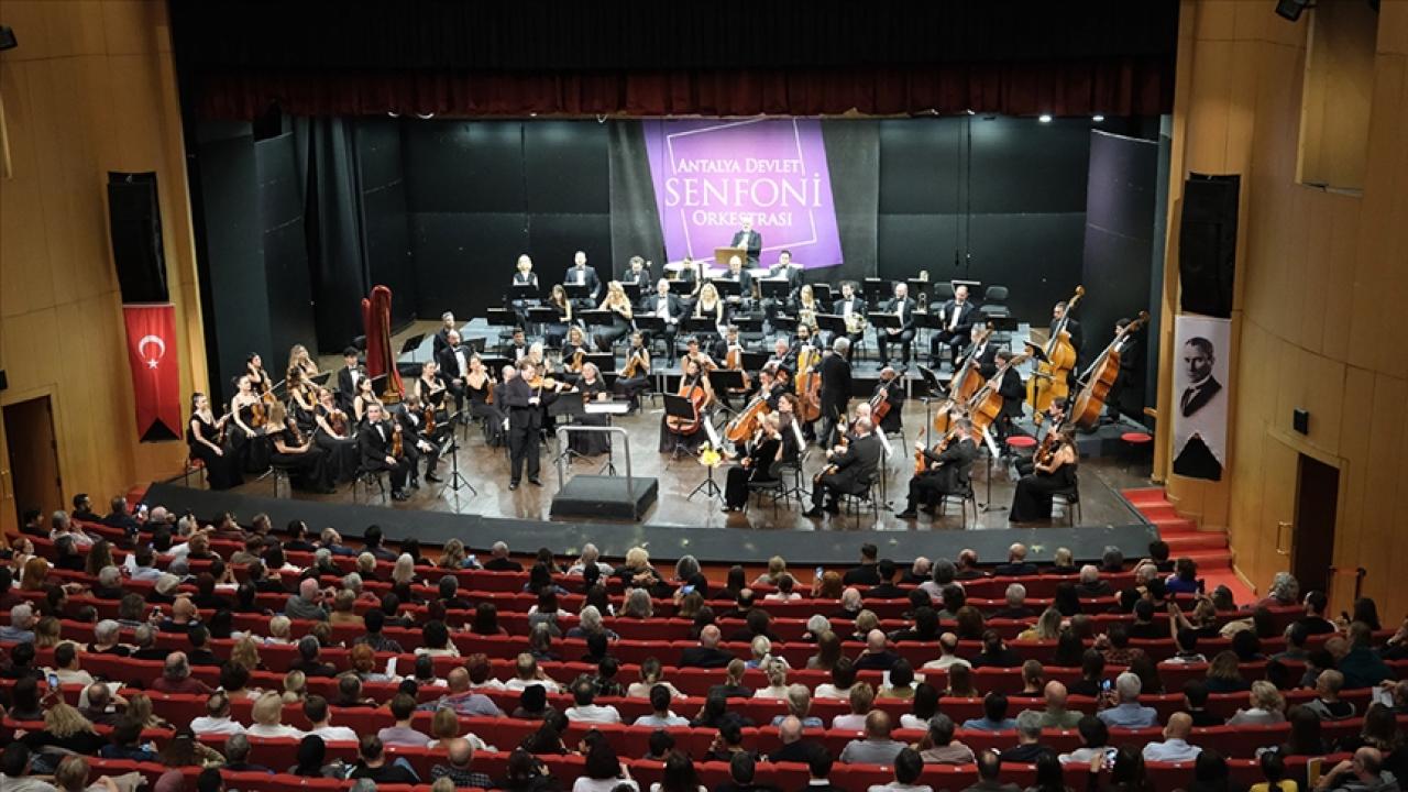 Antalya Devlet Senfoni Orkestrası'ndan "romantik dönem" konseri