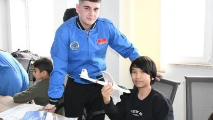 Antalya'da "Model Uçak Yapım" etkinliği düzenlendi