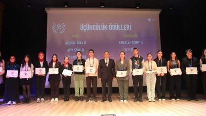 Antalya'da "TÜBİTAK Lise Öğrencileri Araştırma Projeleri Yarışması" ödül töreni düzenlendi