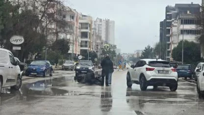 Antalya’da yağmur kazayı getirdi!