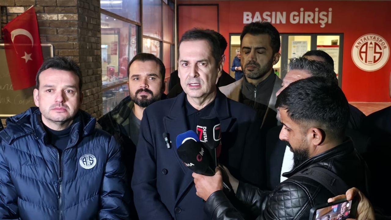 Antalyaspor Başkanı Rıza Perçin’den dikkat çeken sözler! “Bu yük birkaç kişinin altından kalkacağı bir yük değil”