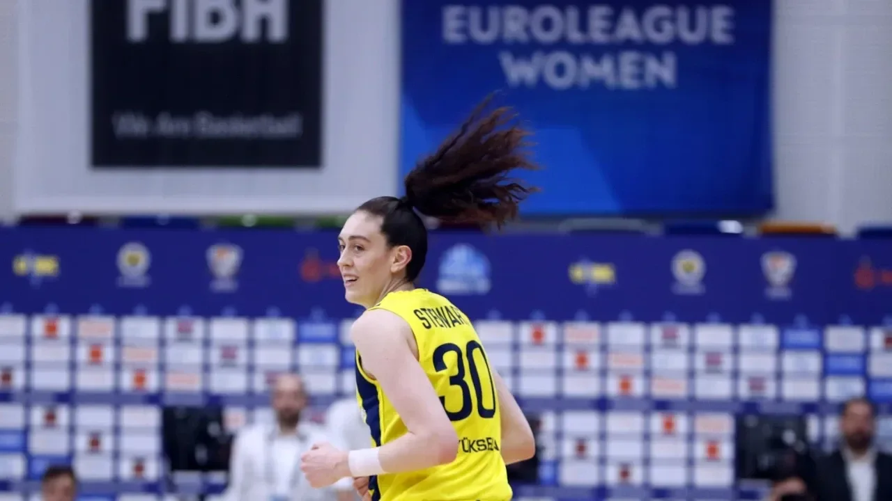 Breanna Stewart yeniden Fenerbahçe'de