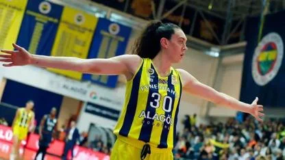 Breanna Stewart yeniden Fenerbahçe'de