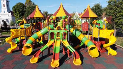 ÇOCUK PARKI YENİLEME İŞİ İLANI