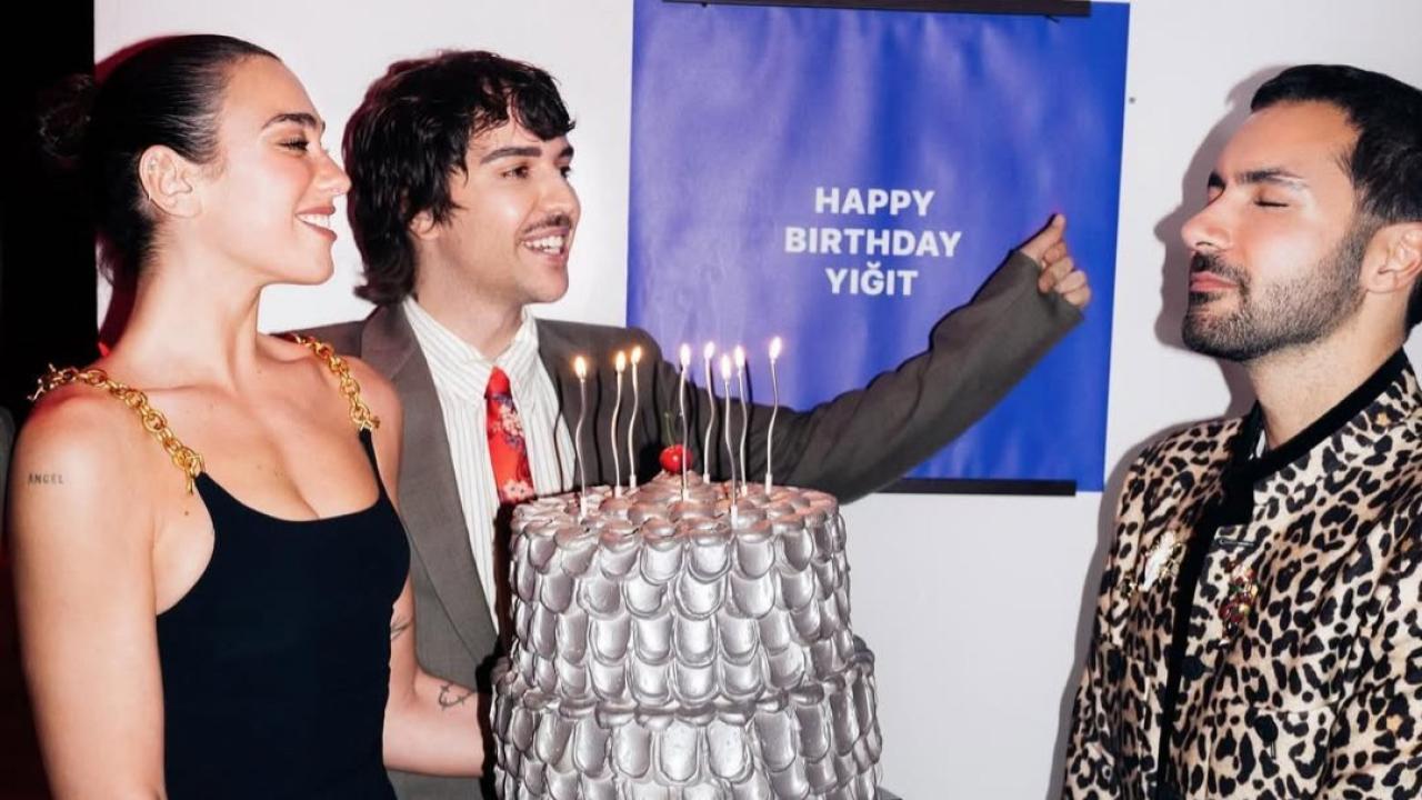 Dua Lipa’dan Türk tasarımcı Yiğit Turhan’a doğum günü sürprizi!
