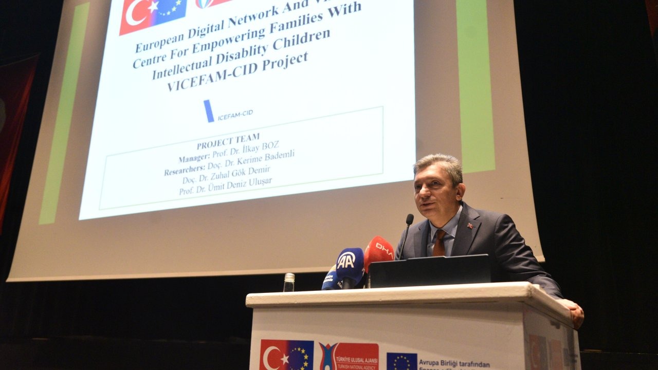 Engelli bireylerin ailelerine 'yapay zeka' destekli öğrenme programı