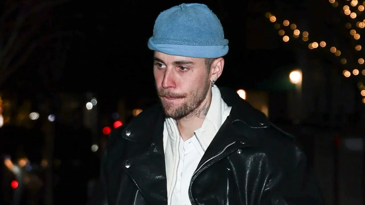 Justin Bieber’ın Grammy tarzı sosyal medyayı salladı!