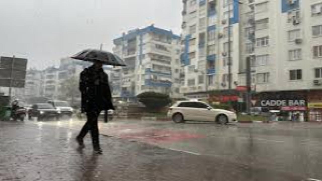 Meteorolojiden yeni uyarı geldi! Kuvvetli yağışlar geri dönüyor