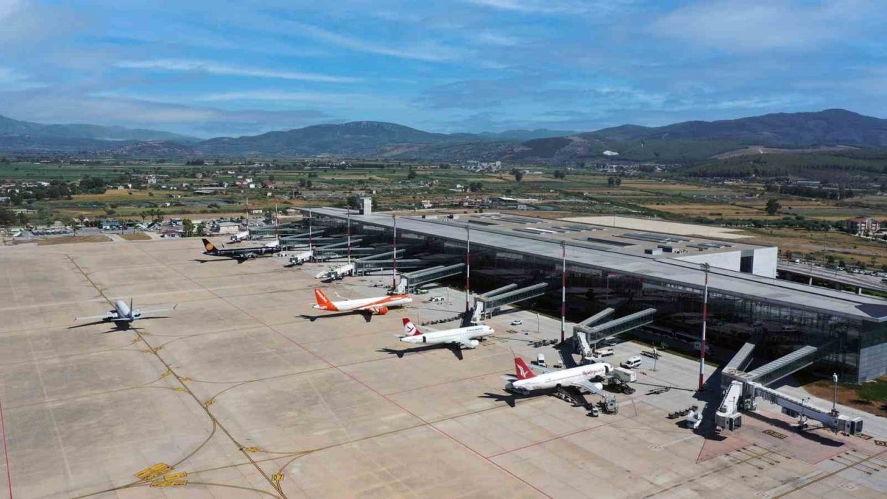 Milas-Bodrum havalimanı Ocak ayında 180 bin 763 yolcuya hizmet verdi