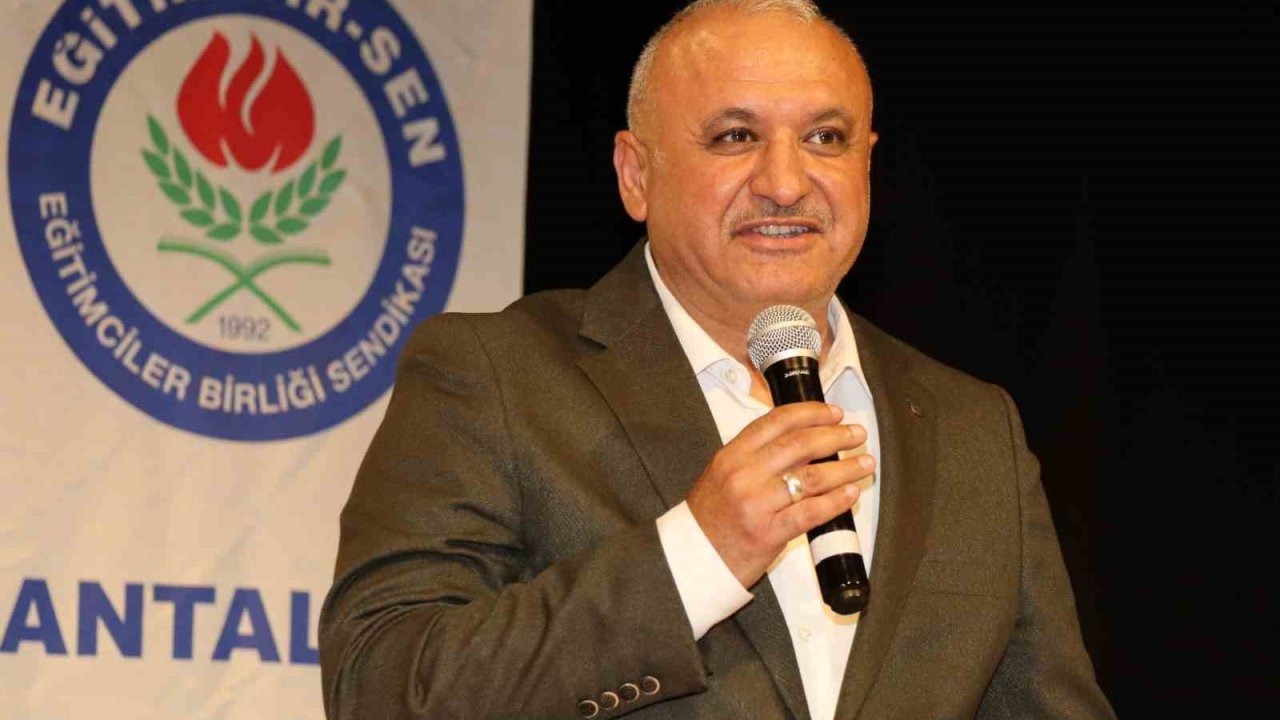 Miran: "28 Şubat gibi karanlık dönemlerde Eğitim-Bir-Sen yasakçı zihniyete karşı asil bir direniş sergiledi"