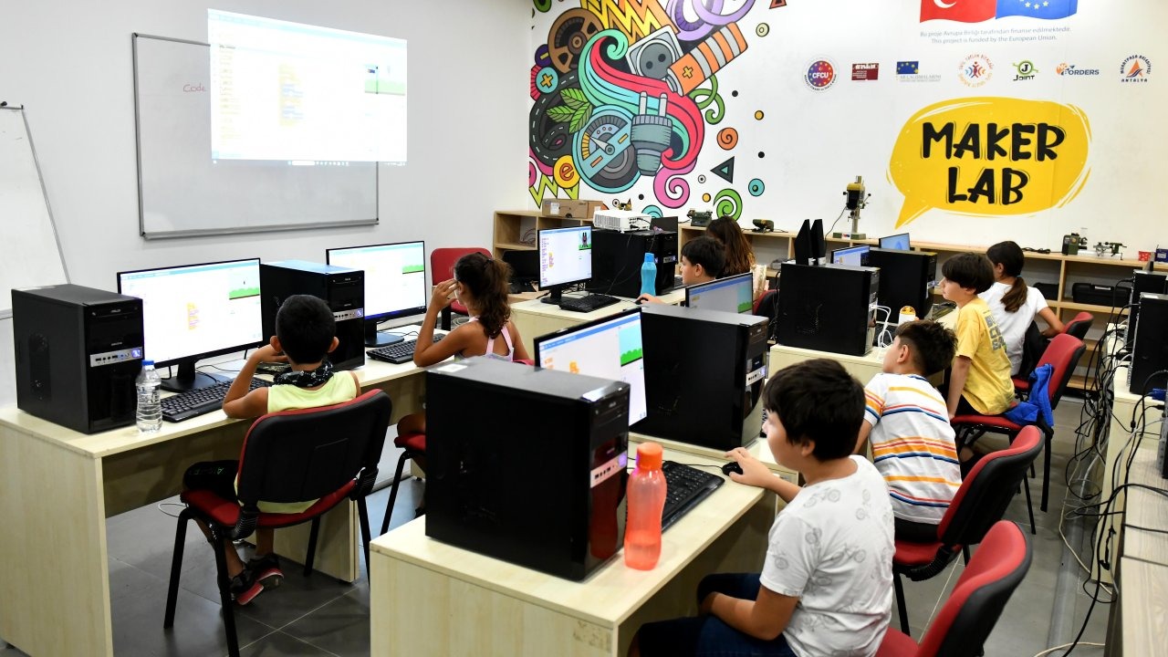 Robotik kodlama eğitimi başlıyor