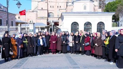 300 bini aşkın hatminin duası Ayasofya'da yapıldı