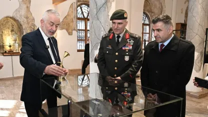 Atatürk’ün kullandığı koku ve kolonya şişeleri Misparta Koku Müzesi’nde sergileniyor