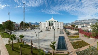 Döşemealtı'nda büyük operasyon! Başkan Genç gözaltında