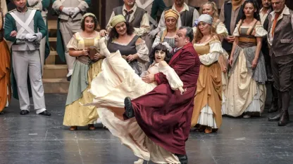 'Aşk İksiri' tekrar sahnede