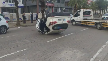 Marmaris’te otomobil takla attı: 2 kişi hafif yaralandı