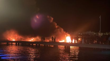 Bodrum’da marinada çıkan yangında 8 motoryat alev alev yandı