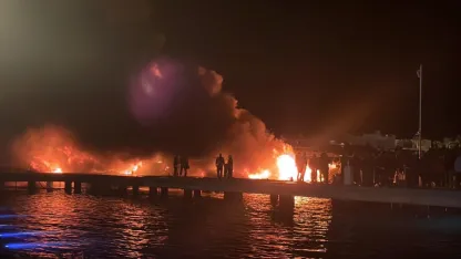 Bodrum’da marinada çıkan yangında 8 motoryat alev alev yandı