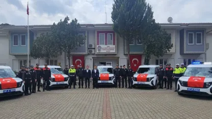 Serik İlçe Emniyet Müdürlüğü’ne 5 yeni araç