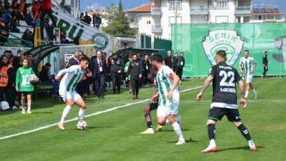 Serik Spor, taraftarına çifte bayram yaşattı: 2-0