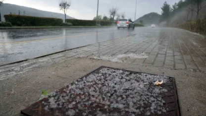 Muğla’da dolu sürprizi