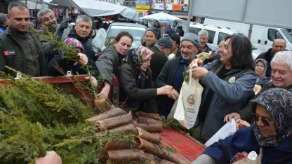 Korkuteli Orman İşletme Müdürlüğü 1000 fidan dağıtımı yaptı