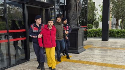 Jandarmanın uyuşturucu operasyonuna 3 tutuklama