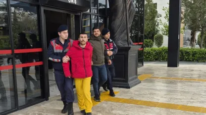 Jandarmanın uyuşturucu operasyonuna 3 tutuklama