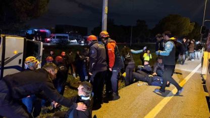 Antalya'da cezaevi aracı kaza yaptı! 16 yaralı