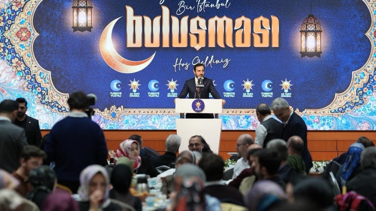 AK Parti’nin "Gelenekten Geleceğe İftarı"nda 400 usta sanatçı bir araya geldi