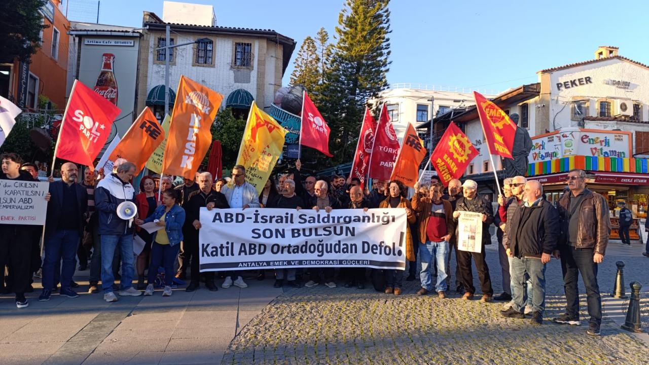 Antalya Attalos Meydanı’nda açıklama