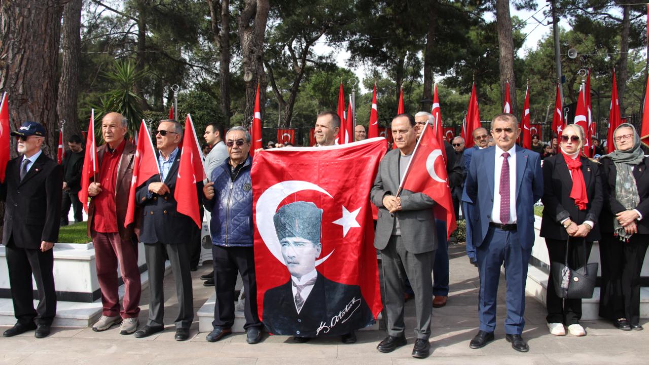Antalya'da, 18 Mart Şehitleri Anma Günü ve Çanakkale Zaferi'nin yıl dönümünde tören düzenlendi