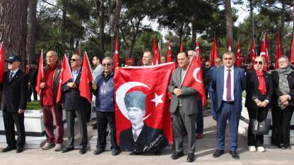 Antalya'da, 18 Mart Şehitleri Anma Günü ve Çanakkale Zaferi'nin yıl dönümünde tören düzenlendi