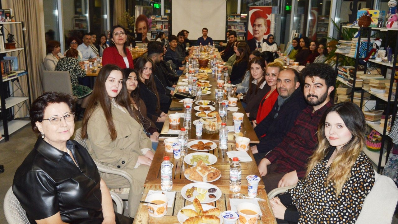 Antalya'da gençlere özel iftar