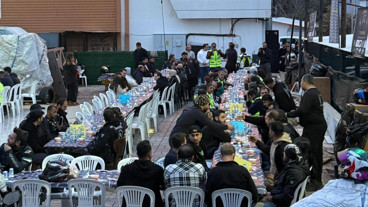 Antalya’da motosiklet camiası iftarda buluştu