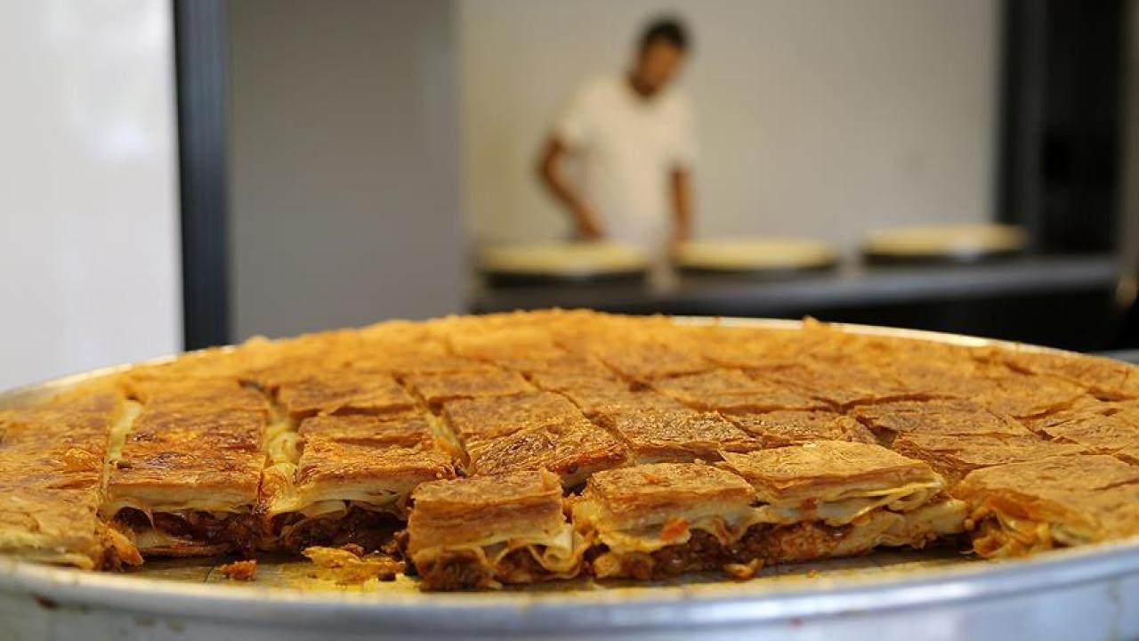 Antalya’nın meşhur börekçileri!