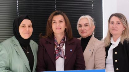 Arlıer: “Kadınların güçlü olduğu bir Türkiye mümkündür”