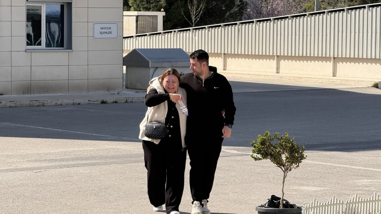 Bariyerlere çarpan motosiklet sürücüsü öldü