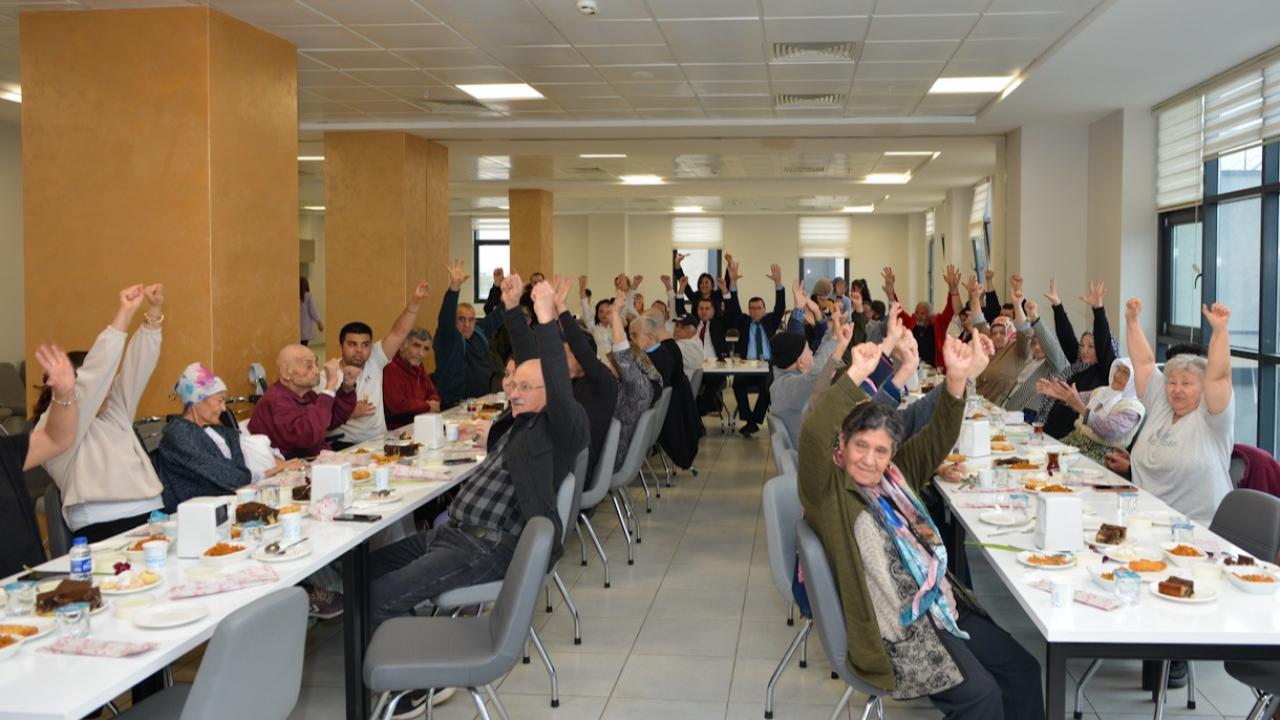 Döşemealtı'nda "Yaşlılar Haftası" kapsamında farkındalık etkinliği düzenlendi