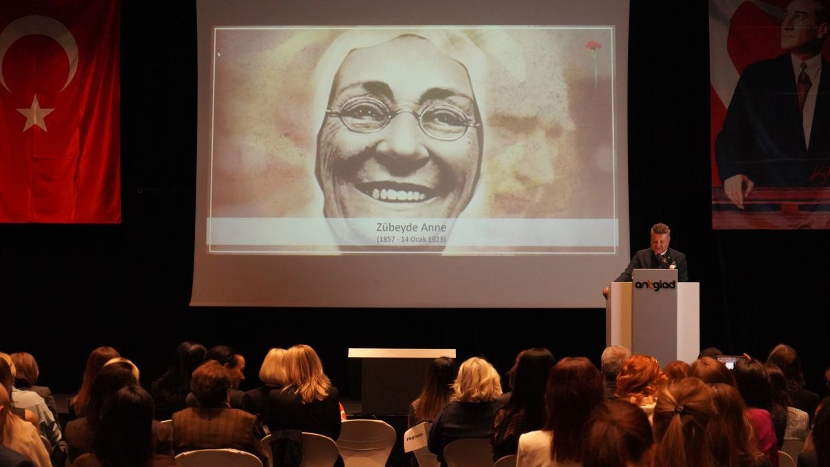 Ercan Yavaş: Kadınların adını gurur tablolarında görmek istiyoruz