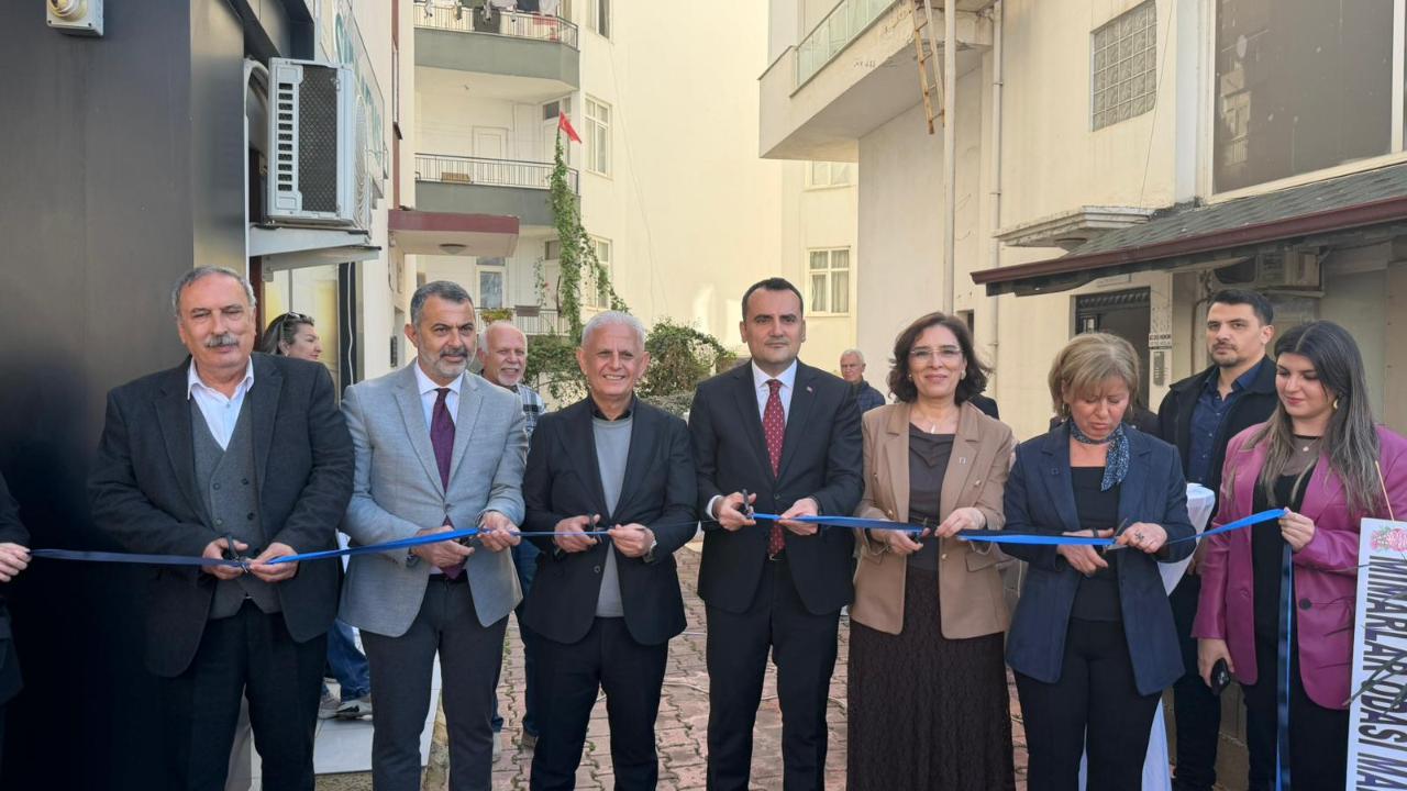 Finike’de Mimarlar Odası temsilciliği hizmet ofisi açıldı