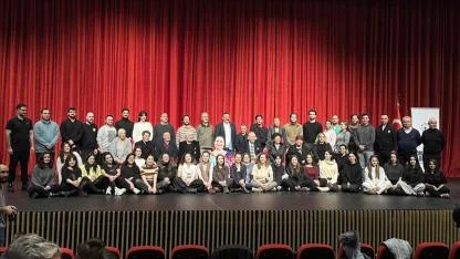 Gırgıriye tiyatroyla geri dönüyor!