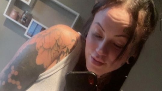 Göğüs ve karın gerdirme ameliyatına geldiği Antalya'da öldü