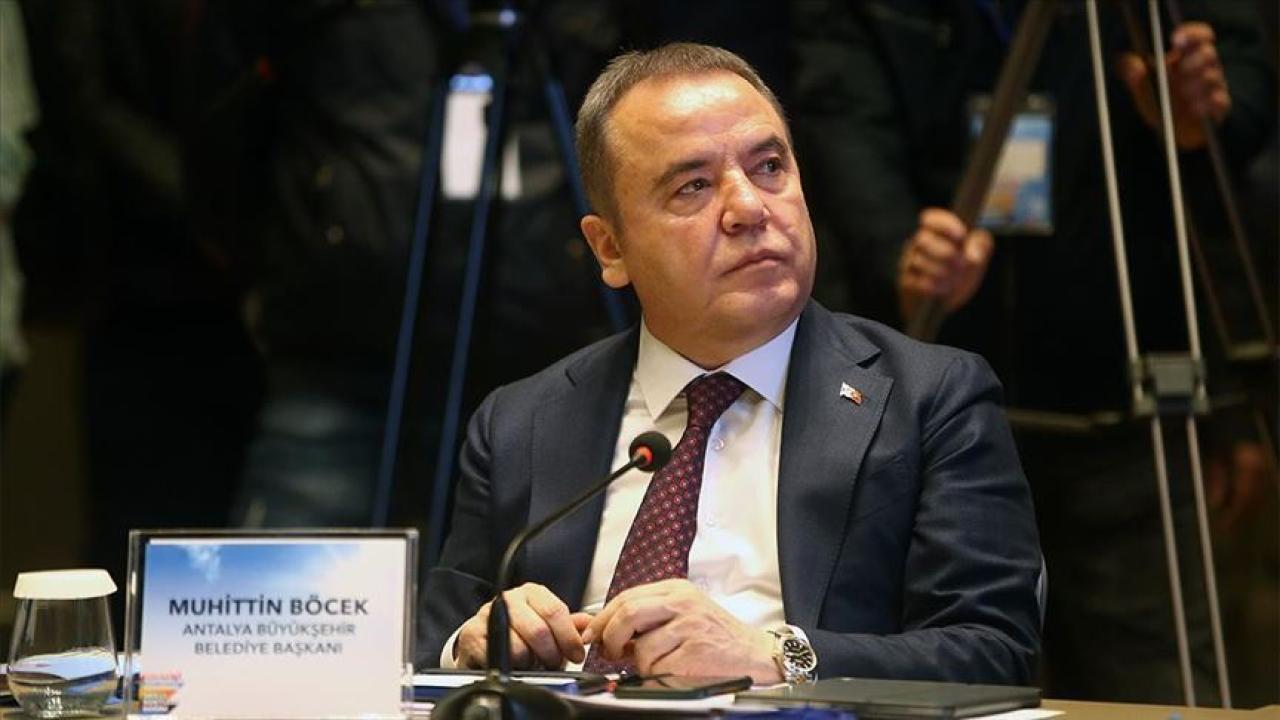 İBB soruşturması kapsamında Muhittin Böcek'in 2 şoförü gözaltına alındı