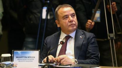 İBB soruşturması kapsamında Muhittin Böcek'in 2 şoförü gözaltına alındı