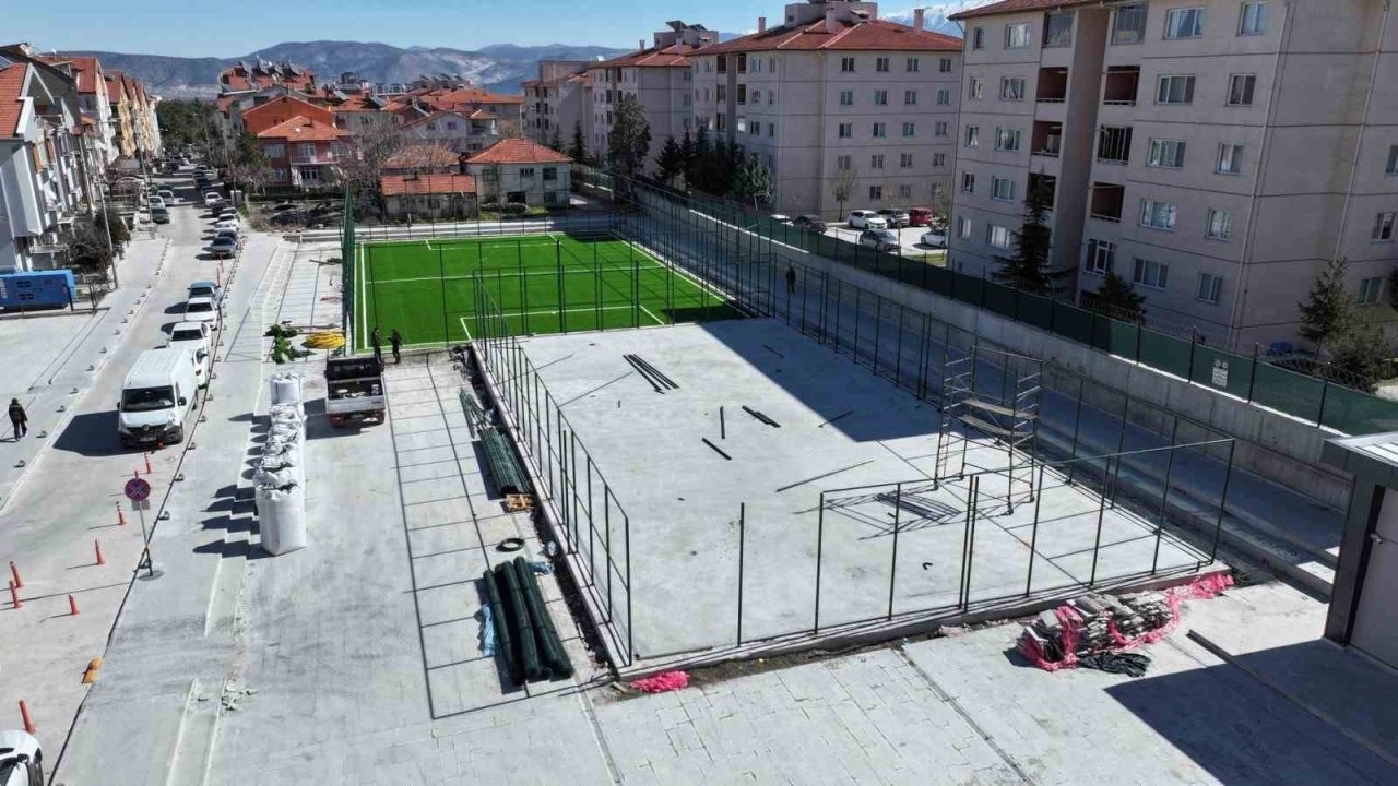 Isparta’ya 13 yeni semt sahası geliyor