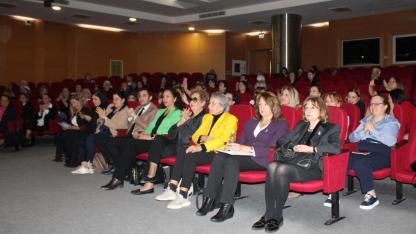 Kadın muhtarlar yerelde eşitlik için bir araya geldi