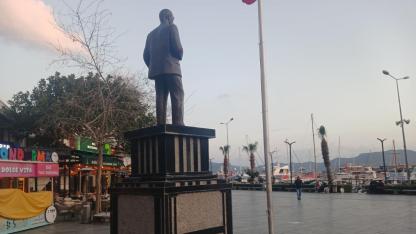 Kaş'ta bayram yoğunluğu!