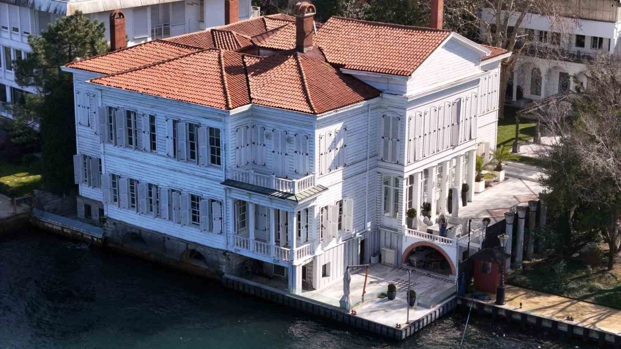 Meşhur dizi ile hafızalara kazınan yalı satışta