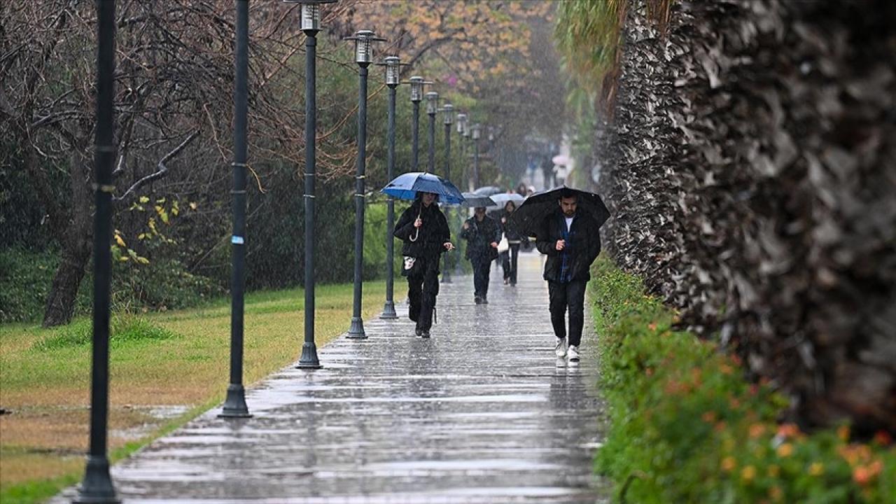 Meteoroloji uyardı! Kuvvetli yağışlar geri geliyor